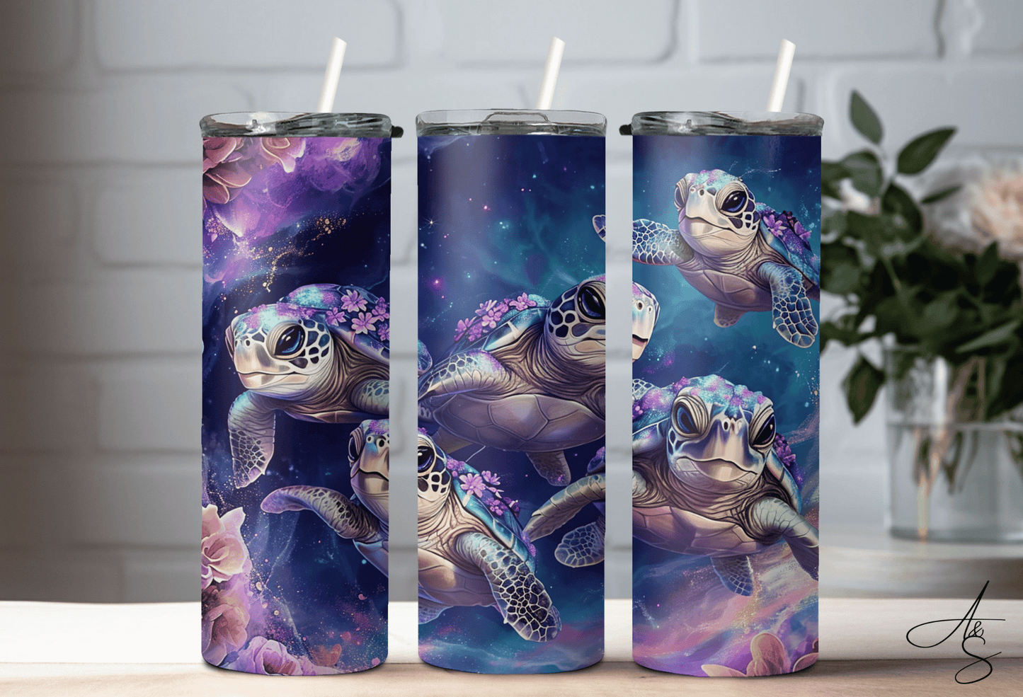 Tortue et fleurs mauves