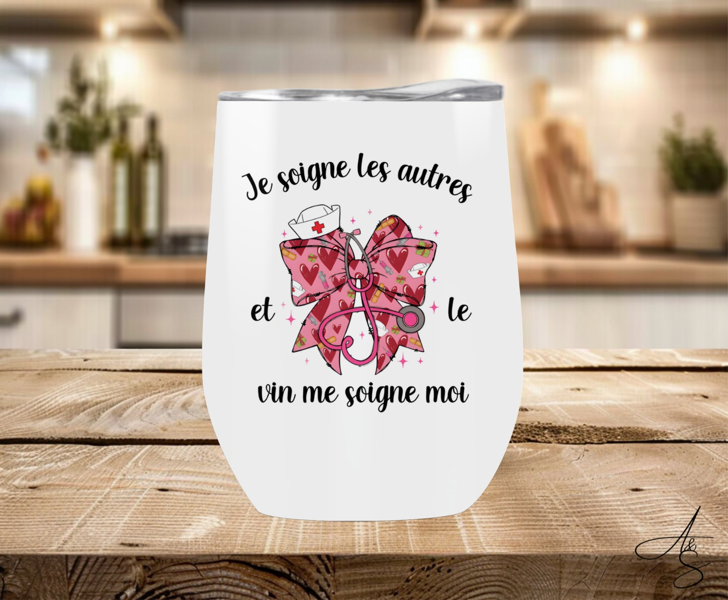 Je soigne les autres et le vin me soigne moi