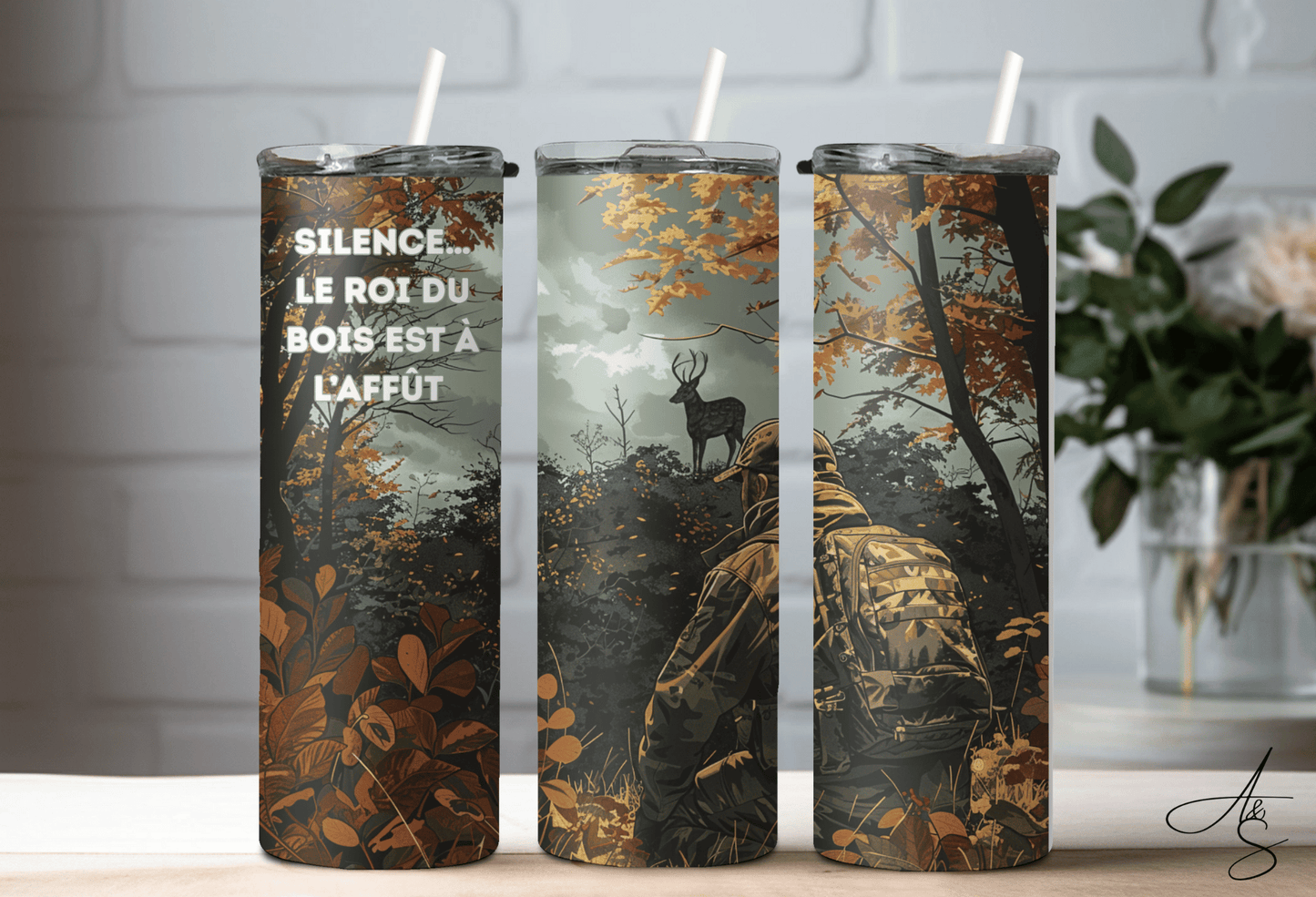 Silence… Le roi du bois est à l’affût