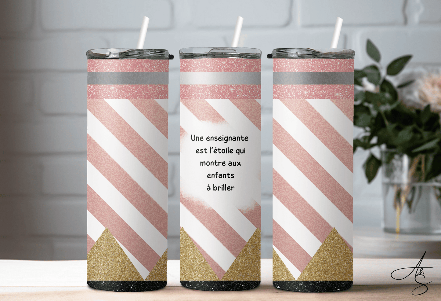 Crayon pour enseignante rose