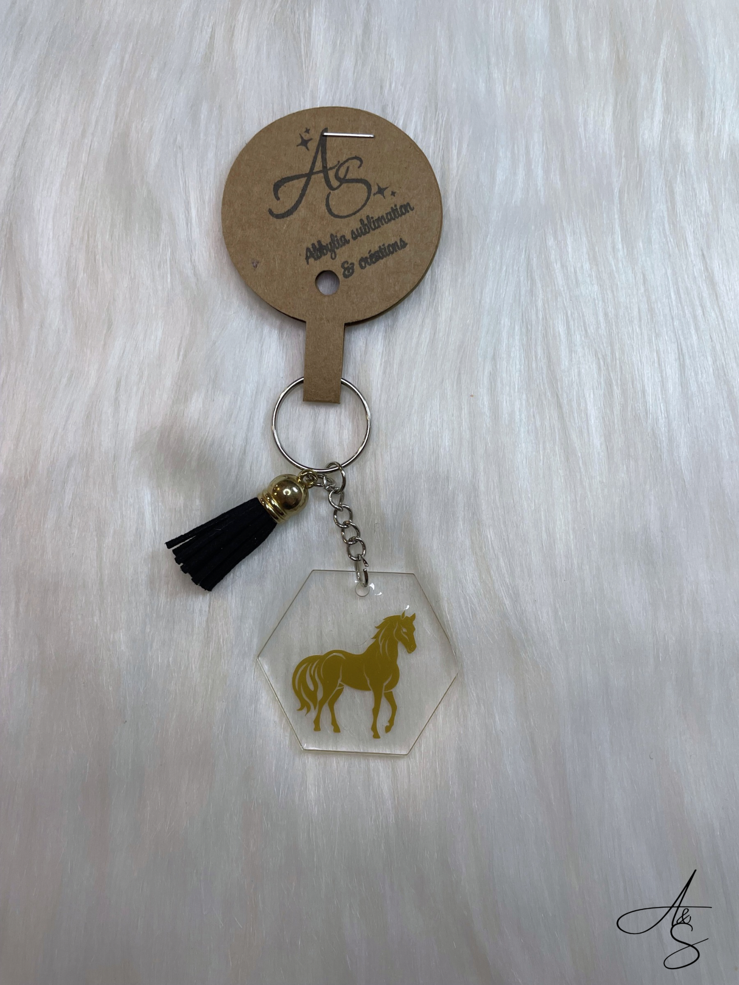 Cheval or