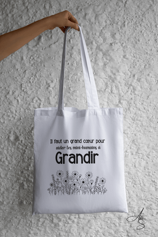 Il faut un grand cœur pour aider les mini-humains à grandir