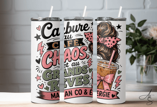 Carbure au café, chaos, et au grand rêves