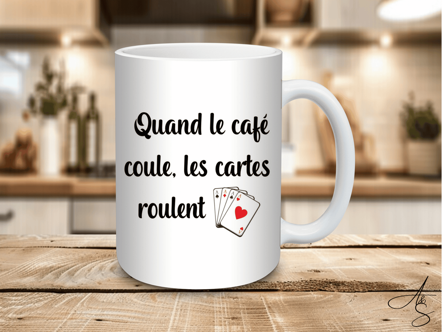 Quand le café coule, les cartes roulent