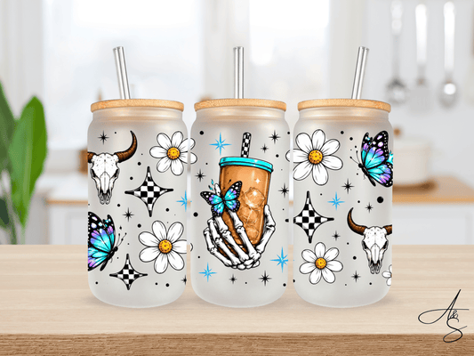 Café glacé et fleurs