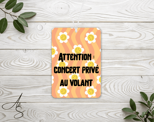 Attention: concert privé au volant