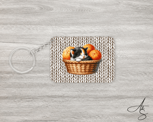 Chaton, panier & laine